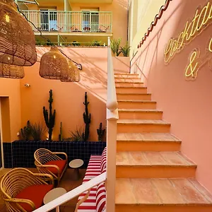 Hotel Narev's, Menton